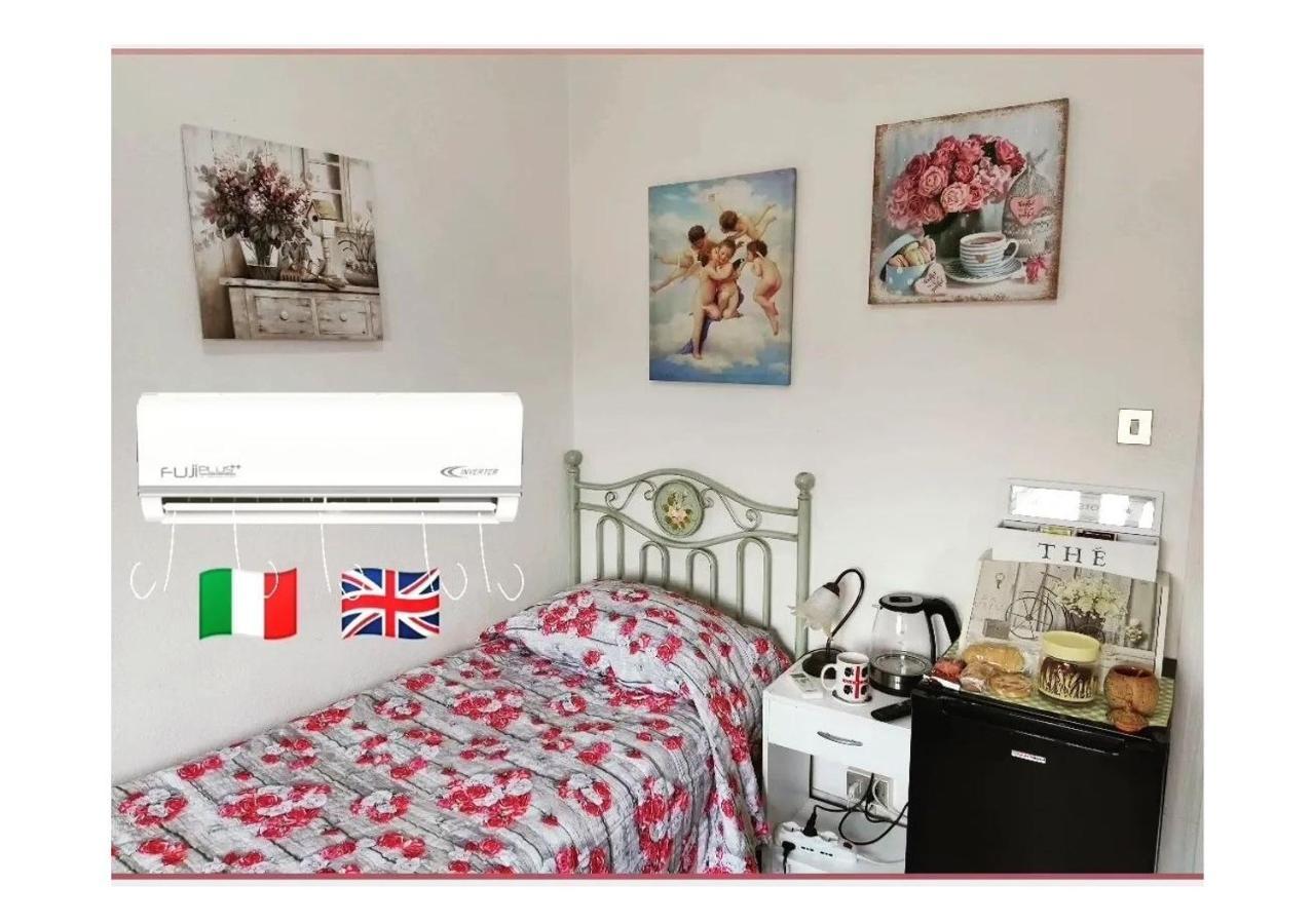 B&B Pothos - Eng Ita - Air Conditioning Wi-Fi Fridge Netflix Local Guide - Aria Condizionata, Frigo, Internet, Guida Locale 卡利亚里 外观 照片