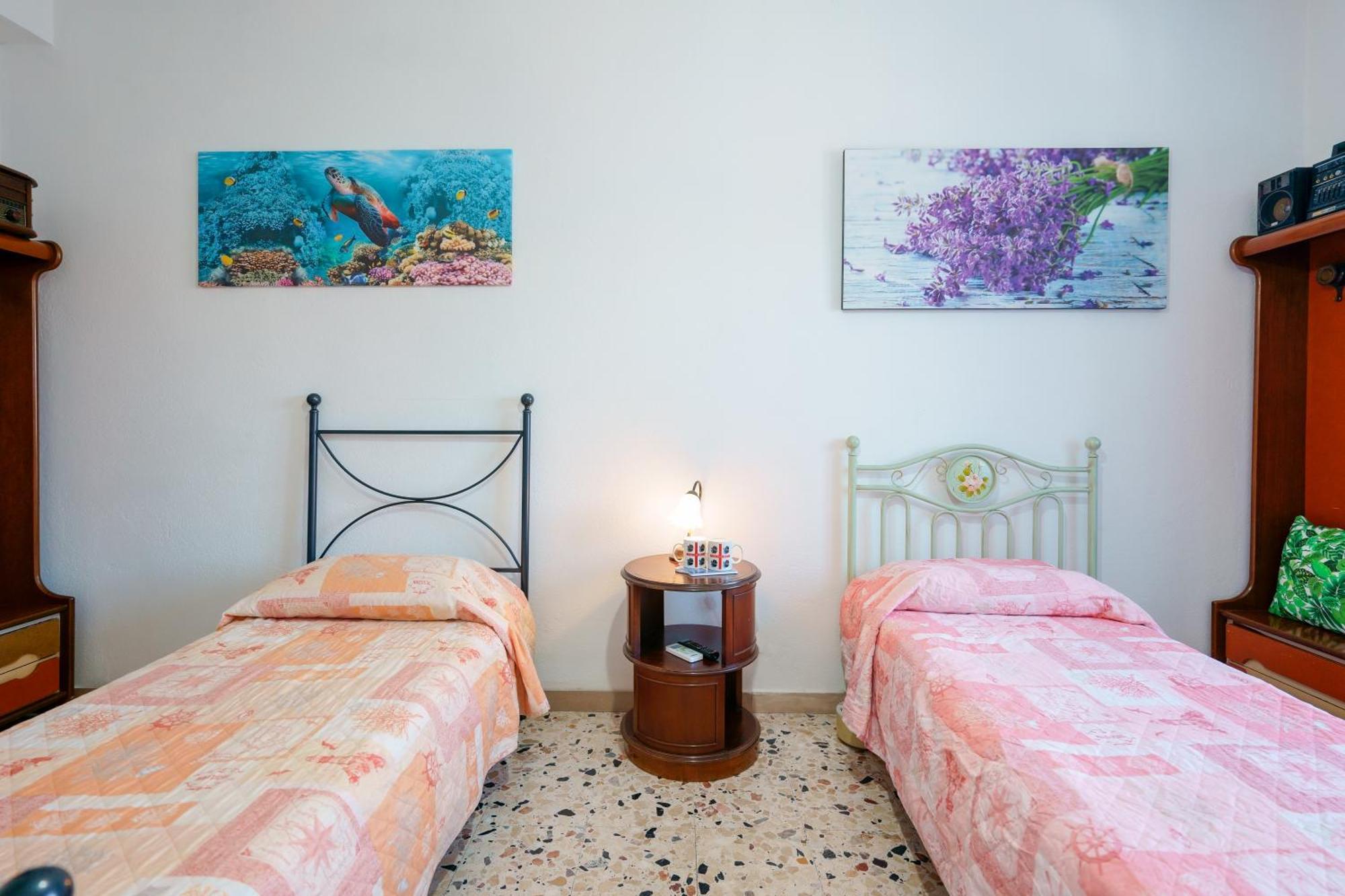 B&B Pothos - Eng Ita - Air Conditioning Wi-Fi Fridge Netflix Local Guide - Aria Condizionata, Frigo, Internet, Guida Locale 卡利亚里 外观 照片